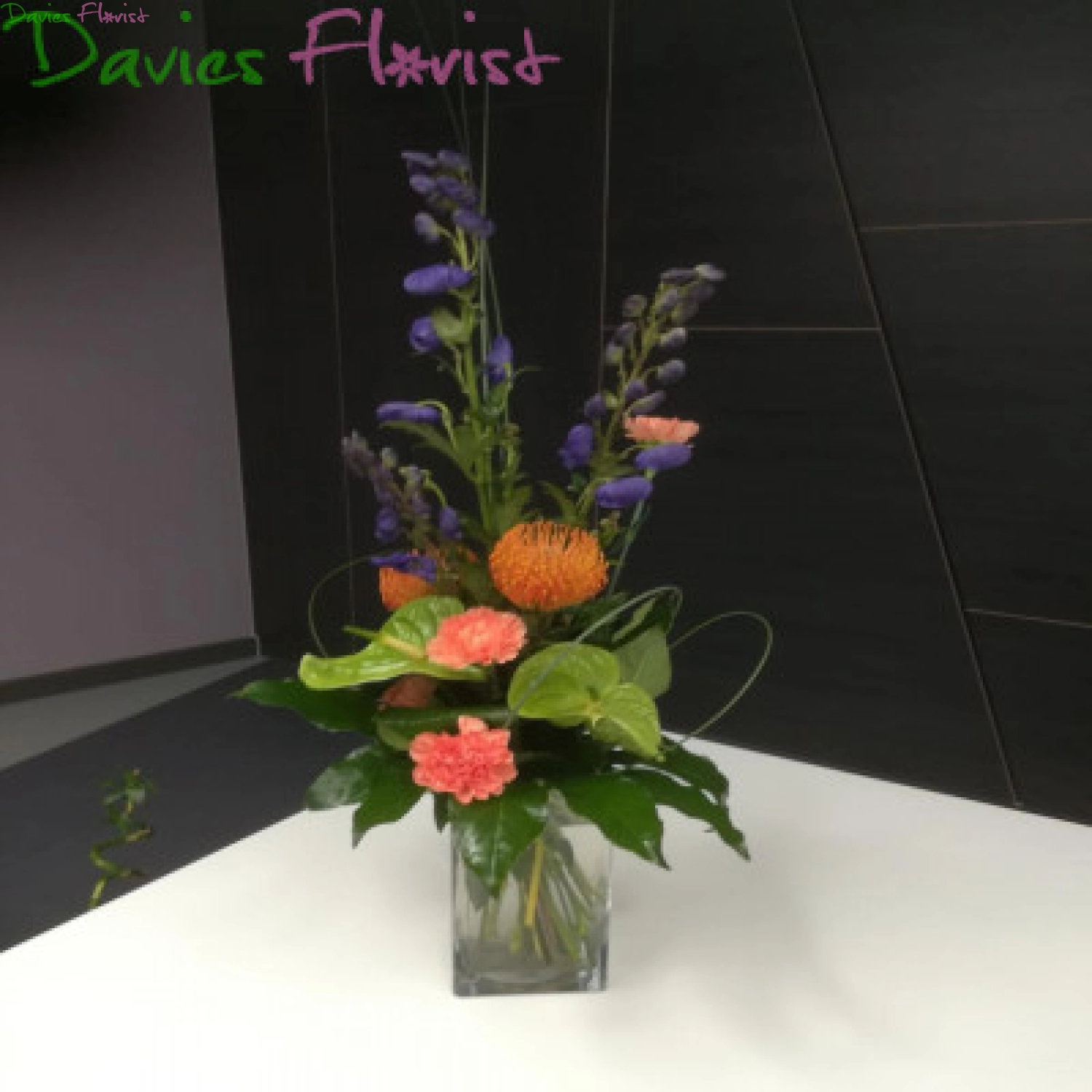Modern Vase Handtied (vase not included)
