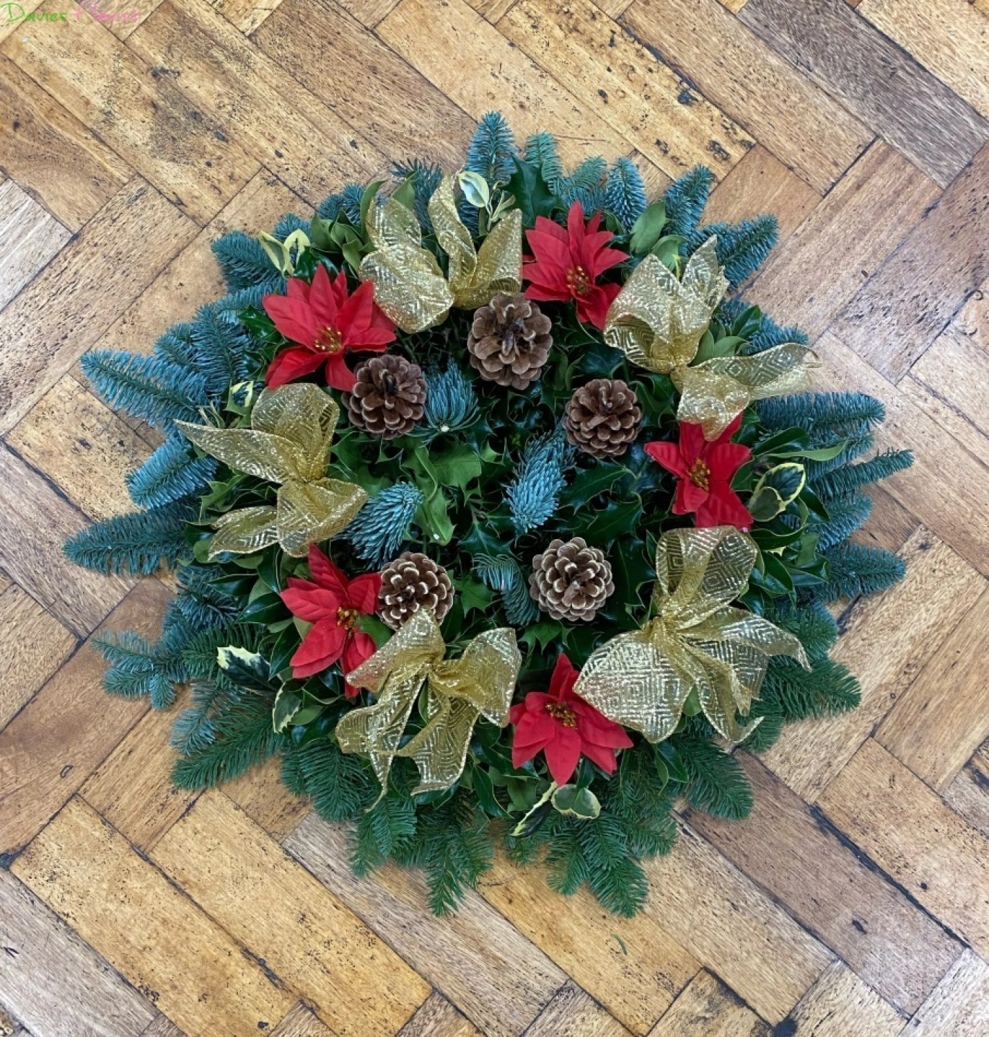 Large Luxury Holly Wreath