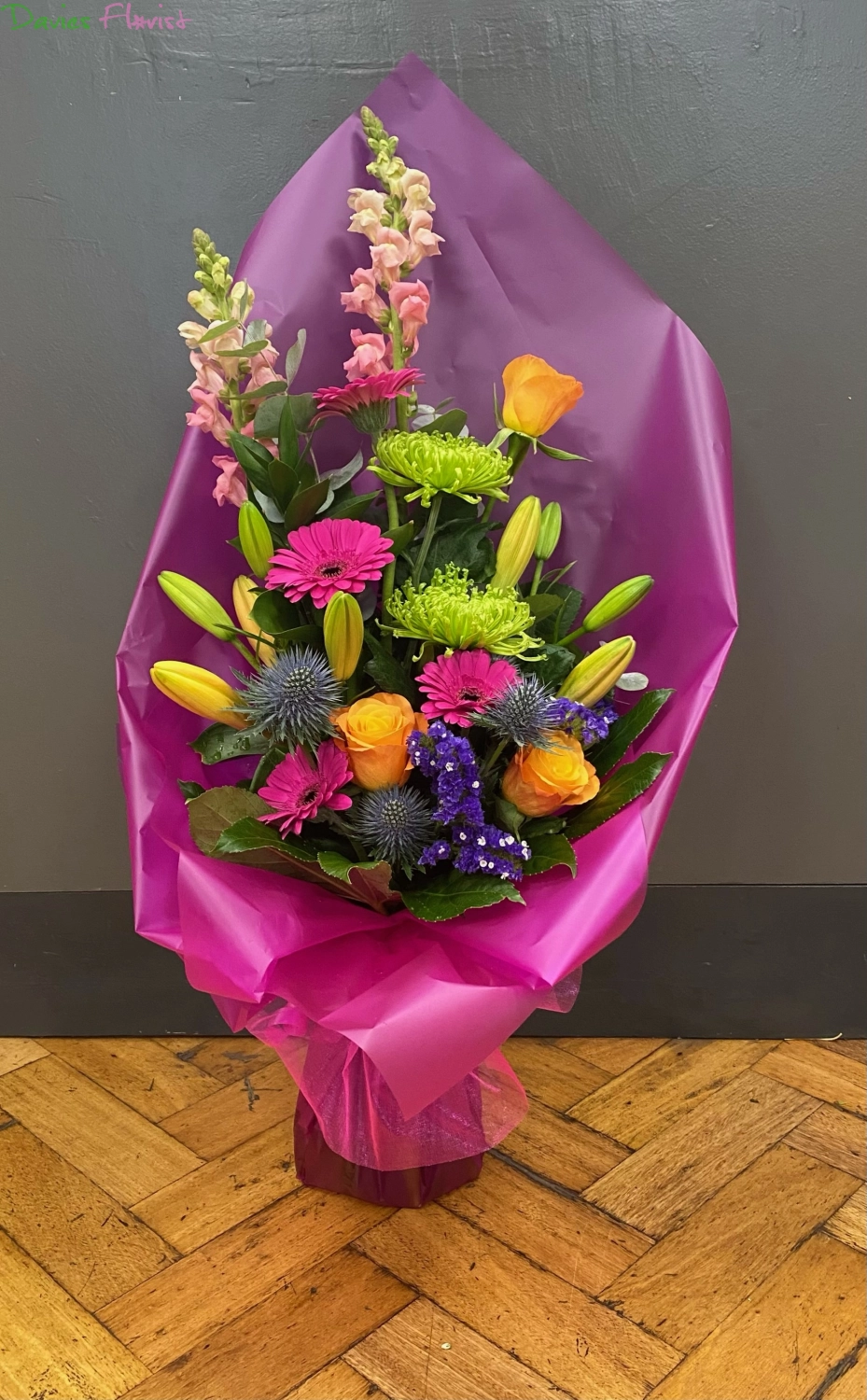Modern Handtied